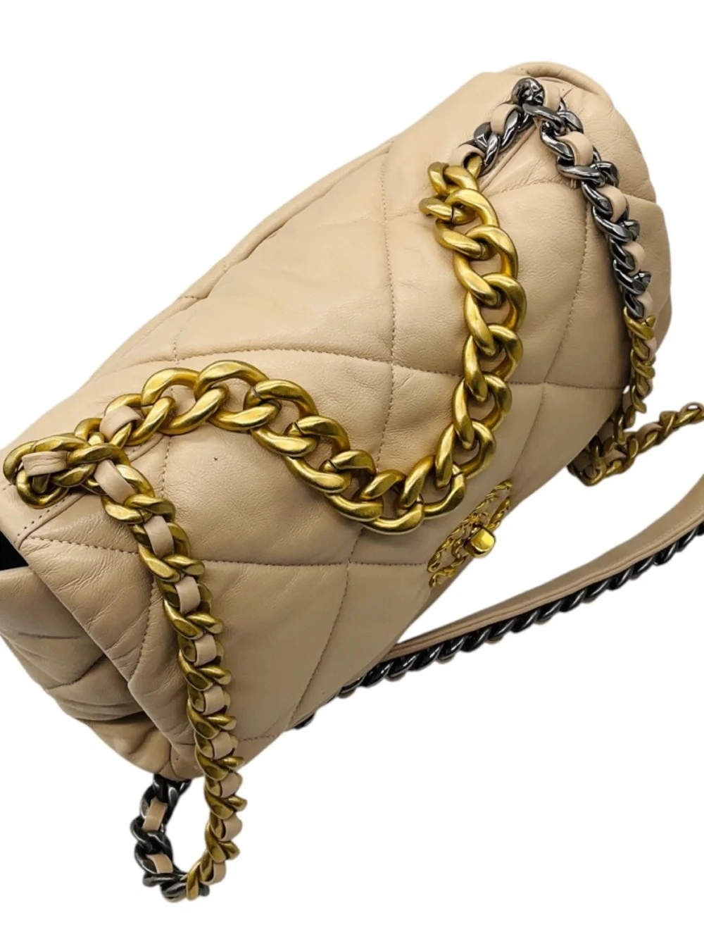 CHANEL BEIGE 2020 QUILTED LAMBSKIN LEATHER MEDIUM CHANEL 19 FLAP SHOULDER BAG WI